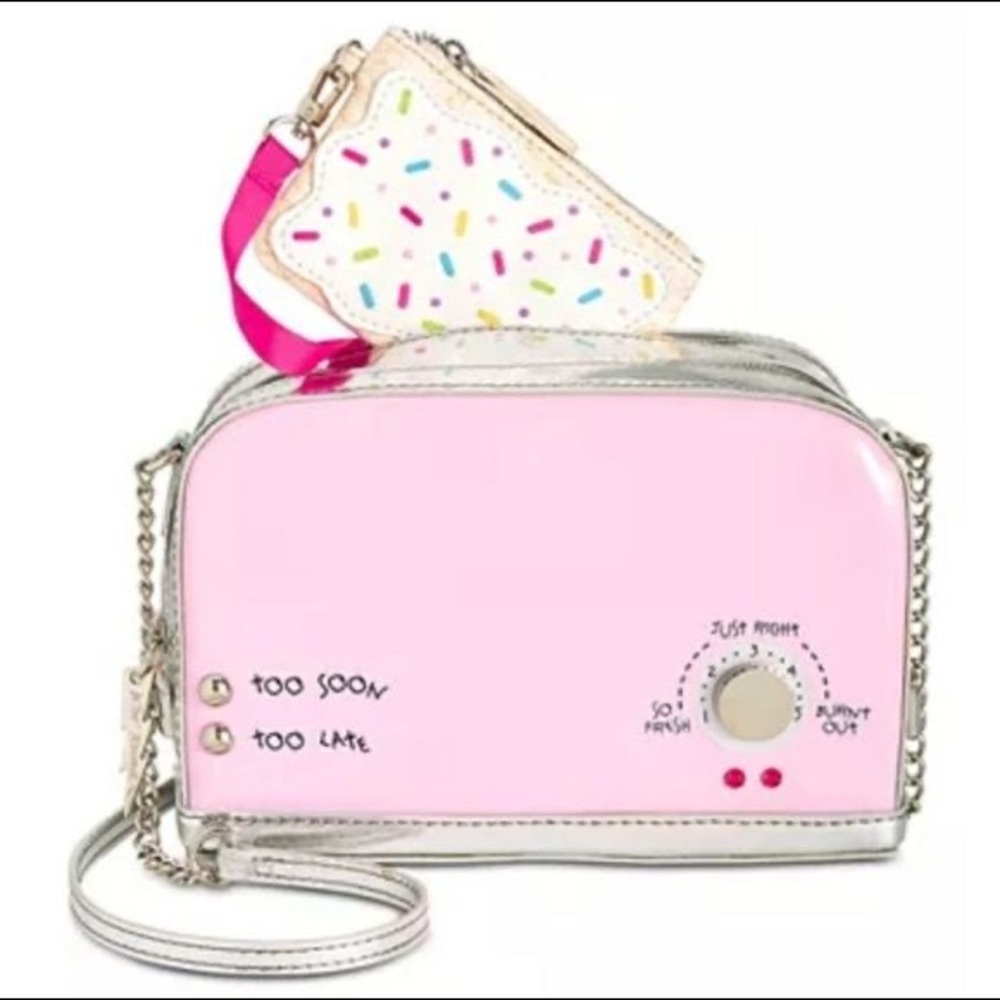 Betsy Johnson toaster bag